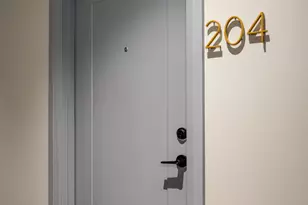 3037 N Lincoln Ave, Chicago, IL 60657 - Photo 4