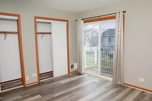 363 Meadow Green Ln, Round Lake Beach, IL 60073 - Photo 12