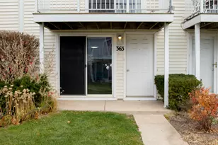 363 Meadow Green Ln, Round Lake Beach, IL 60073 - Photo 2