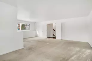 714 S Rosehall Ln, Round Lake, IL 60073 - Photo 24