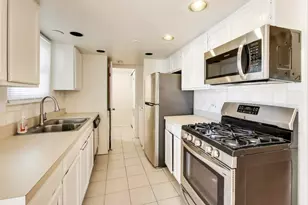 1018 Pheasant Run Ln, Aurora, IL 60504 - Photo 8