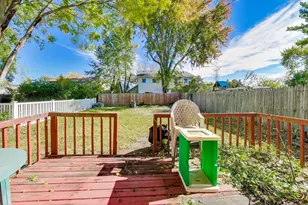 1018 Pheasant Run Ln, Aurora, IL 60504 - Photo 18