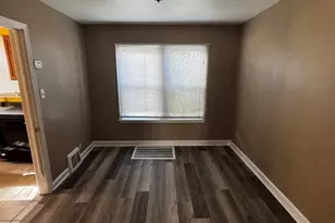 9556 S Forest Ave, Chicago, IL 60628 - Photo 4