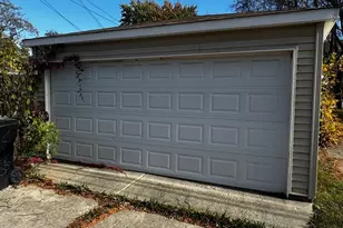 9556 S Forest Ave, Chicago, IL 60628 - Photo 16