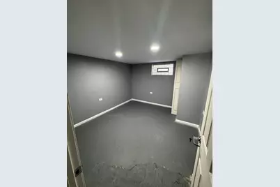 9556 S Forest Avenue, Chicago, IL 60628 - Photo 12