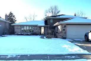 19838 Patricia Ln, Mokena, IL 60448 - Photo 2