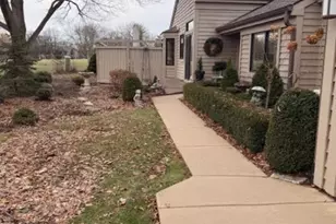 494 Shoreline Rd, Lake Barrington, IL 60010 - Photo 2