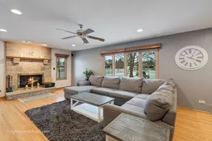 2821 Abbington Dr, New Lenox, IL 60451 - Photo 12