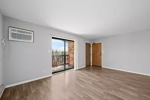 1324 N Geneva Dr, Palatine, IL 60074 - Photo 2