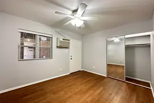 4537 N Dover St, Chicago, IL 60640 - Photo 14