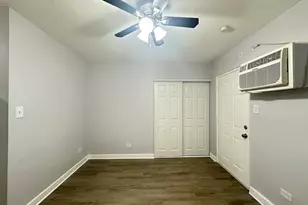 4537 N Dover St, Chicago, IL 60640 - Photo 16