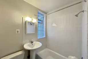 4531 N Ashland Ave, Chicago, IL 60640 - Photo 18