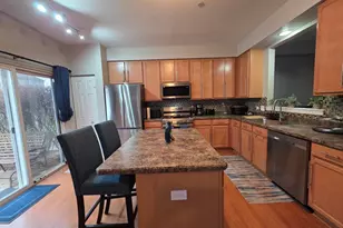 1808 Candlelight Cir, Montgomery, IL 60538 - Photo 8