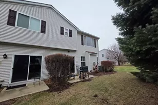 1808 Candlelight Cir, Montgomery, IL 60538 - Photo 24