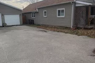 312 E 11th St, Georgetown, IL 61846 - Photo 24