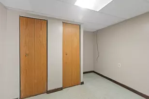 933 Ridge Ave, Mundelein, IL 60060 - Photo 14