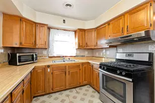 7000 W 74th St, Chicago, IL 60638 - Photo 8