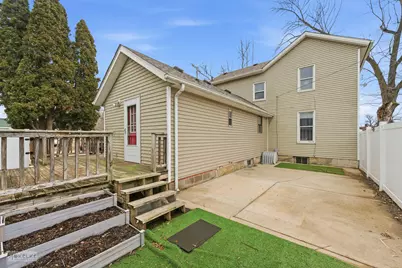 328 E Superior Street, Ottawa, IL 61350 - Photo 6