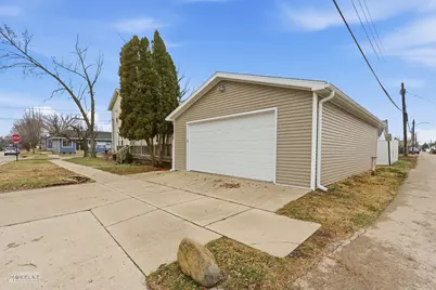 328 E Superior Street, Ottawa, IL 61350 - Photo 4