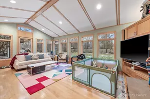 2655 Crestwood Ln, Riverwoods, IL 60015 - Photo 24