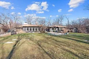 2655 Crestwood Ln, Riverwoods, IL 60015 - Photo 8