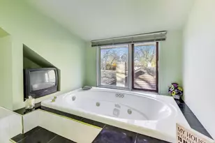 4116 E Lake Shore Dr, Wonder Lake, IL 60097 - Photo 18