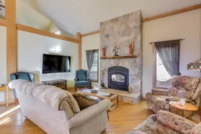 4116 E Lake Shore Drive, Wonder Lake, IL 60097 - Photo 8