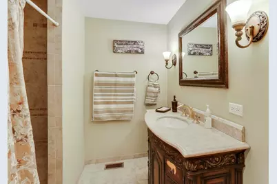 4116 E Lake Shore Drive, Wonder Lake, IL 60097 - Photo 12