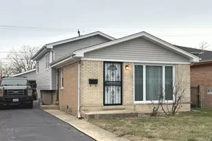 16024 Myrtle Ave, Harvey, IL 60426 - Photo 1