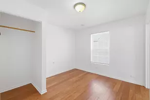 426 Alpine Dr, Round Lake, IL 60073 - Photo 6