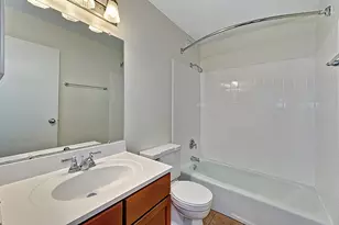 [Address not provided], Lombard, IL 60148 - Photo 8