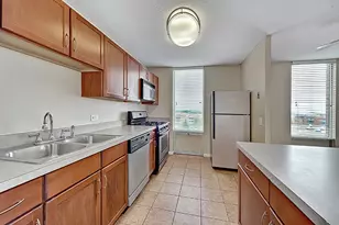 [Address not provided], Lombard, IL 60148 - Photo 2