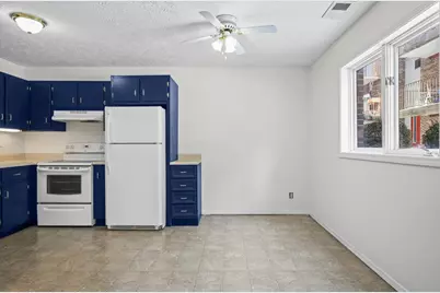 1916 Tracy Drive #31, Bloomington, IL 61704 - Photo 12