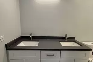 1173 S Forums Ct, Wheeling, IL 60090 - Photo 14