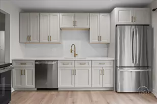 1533 S County Farm Rd, Wheaton, IL 60189 - Photo 4