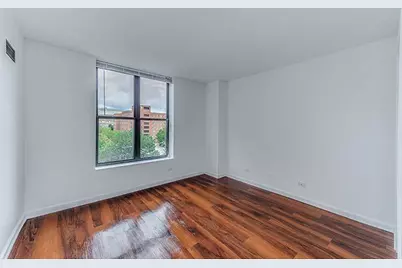 [Address not provided], Evanston, IL 60201 - Photo 6