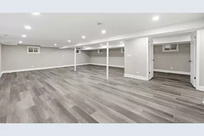 1220 N Hamlin Avenue, Park Ridge, IL 60068 - Photo 18