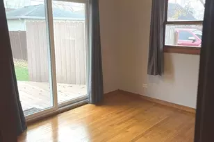 7711 W 82nd St, Bridgeview, IL 60455 - Photo 16