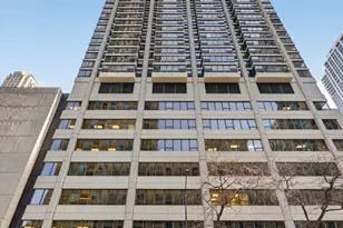 30 E Huron St, Chicago, IL 60611 - Photo 1