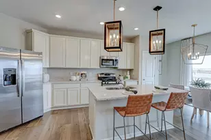 548 Endicott Rd, South Elgin, IL 60177 - Photo 14