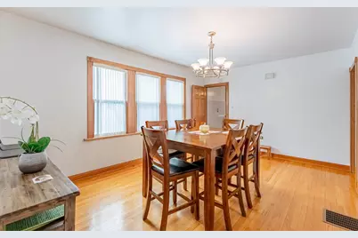 4706 N Kilpatrick Avenue, Chicago, IL 60630 - Photo 6