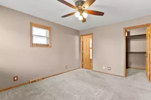 8555 S 79th Ave, Justice, IL 60458 - Photo 16