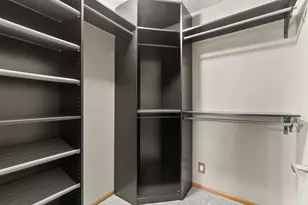 8555 S 79th Ave, Justice, IL 60458 - Photo 18