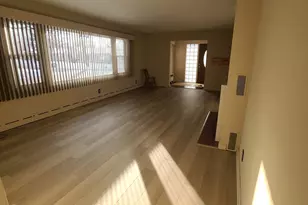 600 Mack St, Joliet, IL 60435 - Photo 4