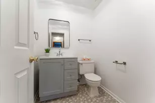 810 E Old Willow Rd, Prospect Heights, IL 60070 - Photo 14