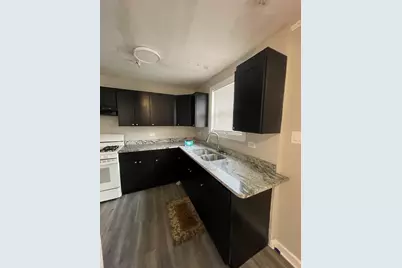 [Address not provided], Chicago, IL 60617 - Photo 2