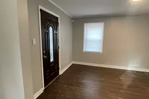 [Address not provided], Chicago, IL 60617 - Photo 6