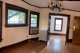 141 Park Ave, Dekalb, IL 60115 - Photo 2