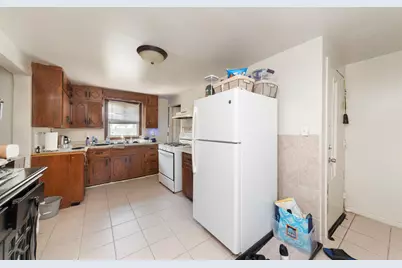 8 Osgood Street, Joliet, IL 60433 - Photo 4