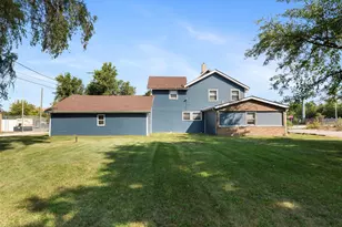 8 Osgood St, Joliet, IL 60433 - Photo 8